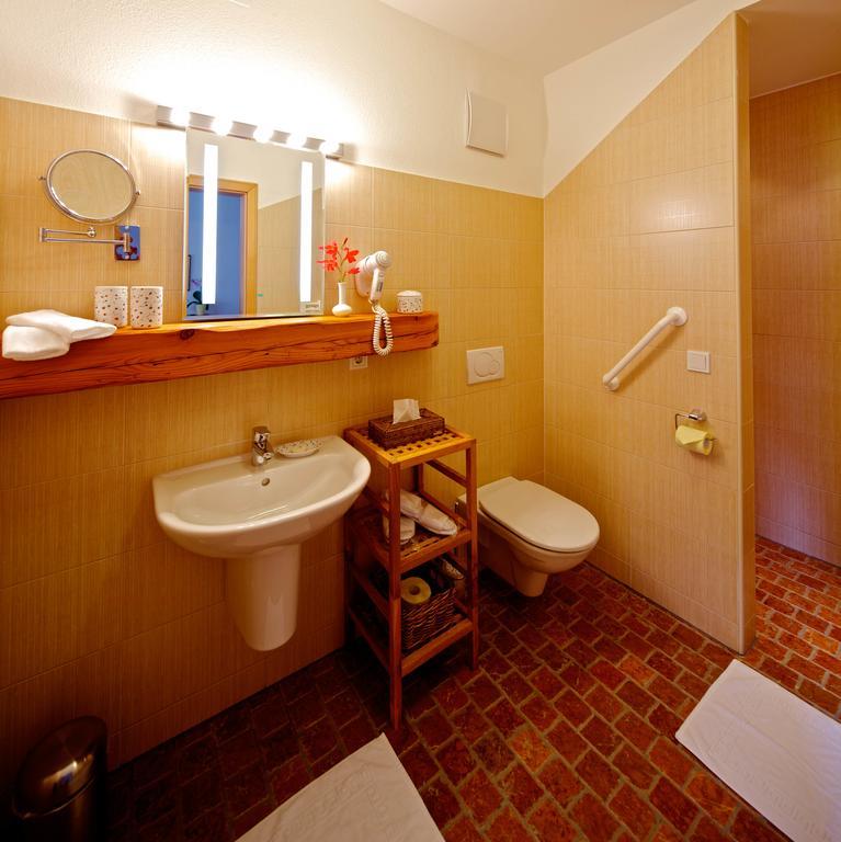 Gastehaus Samira Hotel Purbach am Neusiedlersee Cameră foto